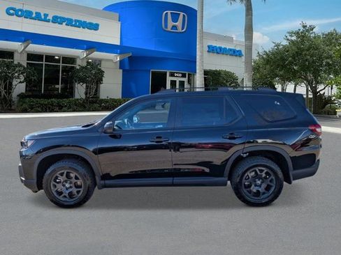 New 2026 Honda Pilot TrailSport image 2