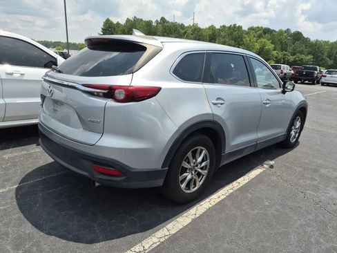 Used 2018 MAZDA CX-9 Touring FWD image 4