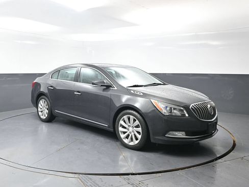 Used 2015 Buick LaCrosse Leather FWD image 3