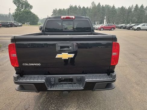 Used 2016 Chevrolet Colorado Z71 AWD/4WD image 6