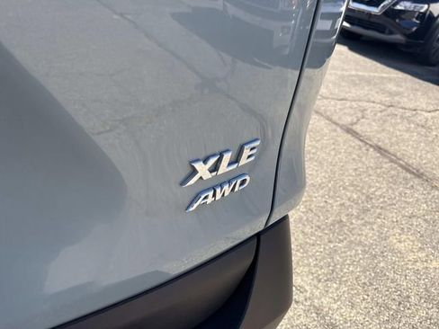 Used 2023 Toyota RAV4 XLE image 7