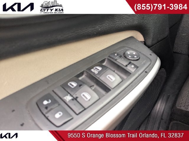 Used 2018 Jeep Cherokee Latitude FWD image 21