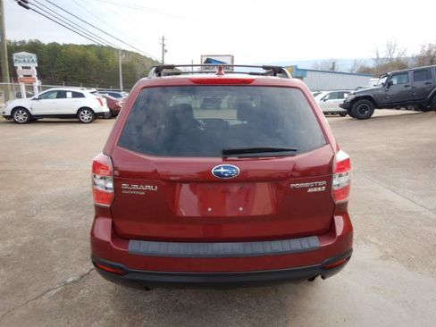 Used 2015 Subaru Forester 2.5i Premium image 5