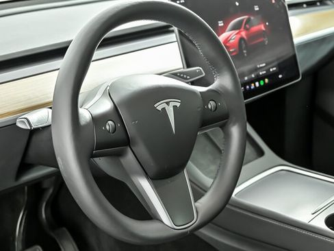 Used 2023 Tesla Model Y Long Range AWD/4WD image 20