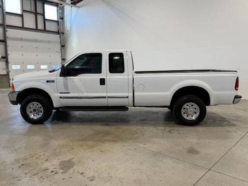 Used 2000 Ford F250 XLT image 11