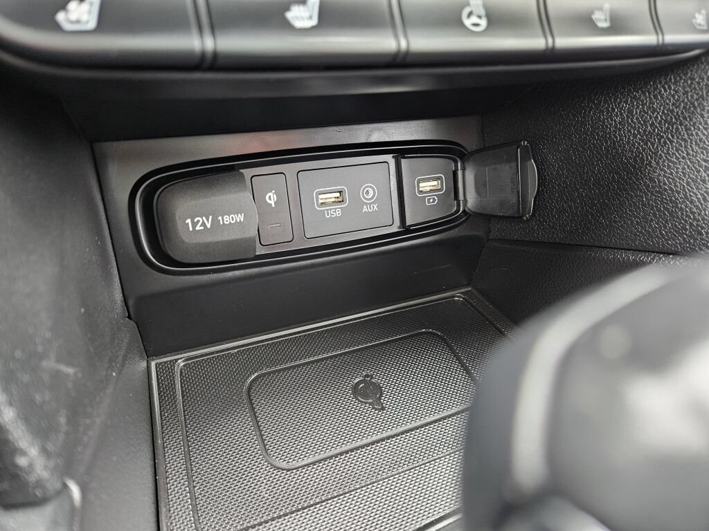 Used 2019 Hyundai Santa Fe AWD image 30