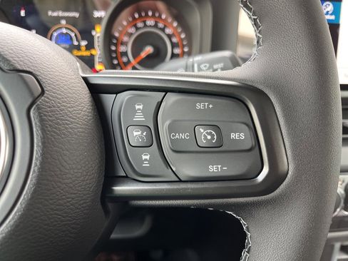 New 2026 Jeep Gladiator Mojave image 33