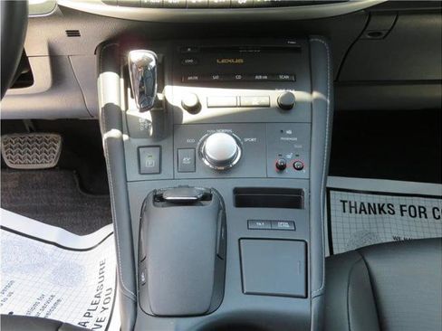 Used 2012 Lexus CT 200h Premium image 8