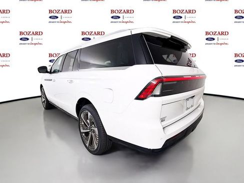 New 2026 Lincoln Navigator L Black Label AWD/4WD image 5