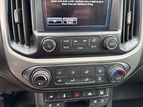 Used 2018 GMC Canyon SLT w/ Driver Alert Package AWD/4WD image 32