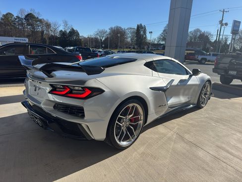 New 2026 Chevrolet Corvette Z06 w/ Z07 Performance Package image 4
