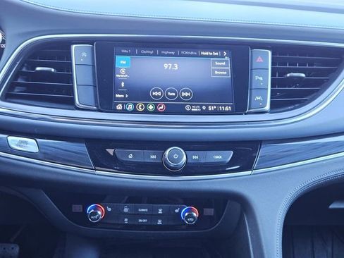 Used 2023 Buick Enclave Essence w/ Sport Touring Edition image 22