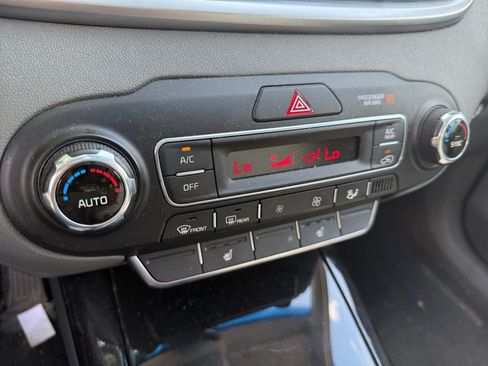 Used 2019 Kia Sorento SX FWD image 17