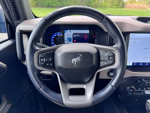 Certified 2023 Ford Bronco Wildtrak AWD/4WD image 11
