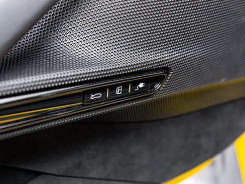 Certified 2022 Ferrari SF90 Stradale image 37