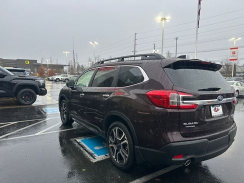Used 2025 Subaru Ascent Touring image 5