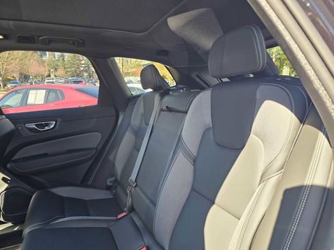 Certified 2024 Volvo XC60 T8 Ultimate w/ Protection Package Premier AWD/4WD image 20