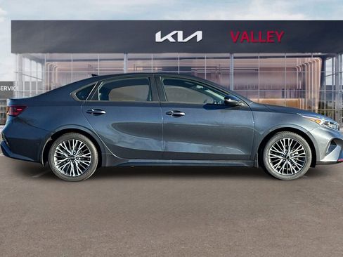 Used 2023 Kia Forte GT-Line w/ GT-Line Technology Package image 3