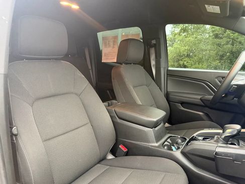 Used 2024 Chevrolet Colorado LT w/ LT Convenience Package RWD image 19