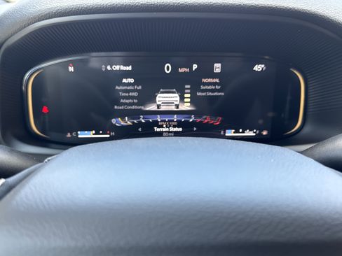 New 2025 Jeep Wagoneer L Series III w/ Quick Order Package 25C Super image 8