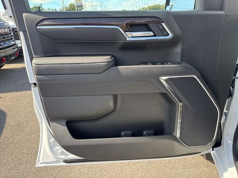 New 2026 GMC Sierra 1500 Elevation image 27