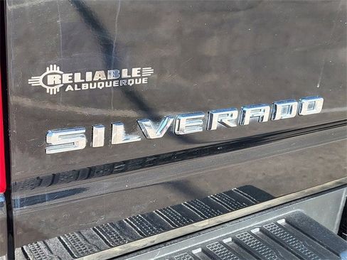 Used 2020 Chevrolet Silverado 2500 LTZ w/ LTZ Premium Package image 29