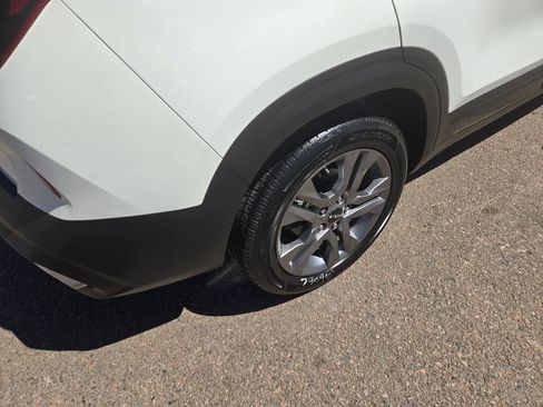 Used 2022 Kia Seltos S FWD image 32