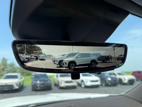 Used 2023 Cadillac Escalade Premium Luxury AWD/4WD image 26