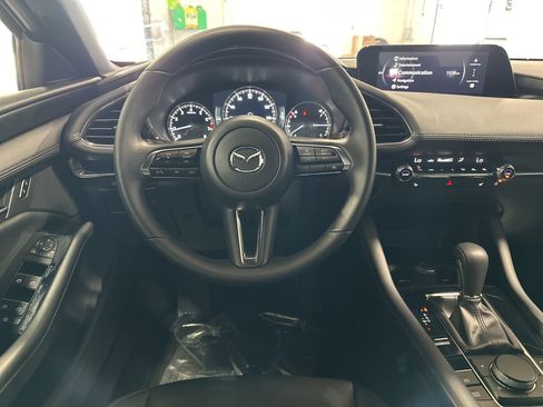 Certified 2025 MAZDA MAZDA3 s FWD image 19
