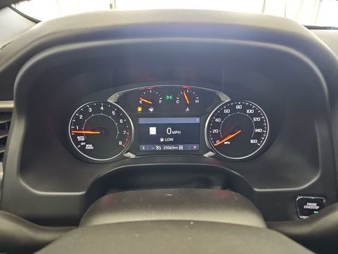 Used 2023 GMC Acadia AT4 w/ Trailering Package AWD/4WD image 15
