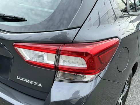 Used 2019 Subaru Impreza 2.0i Premium image 12