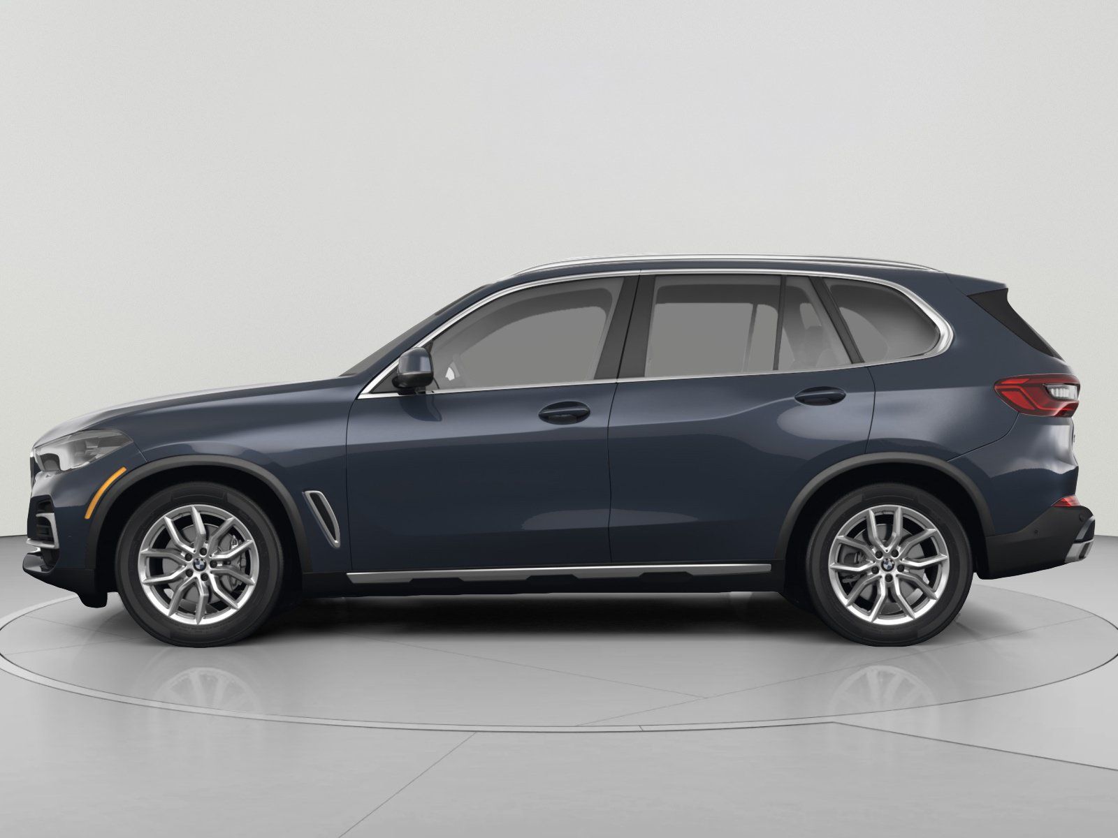 Used 2022 BMW X5 xDrive40i w/ M Sport Package AWD/4WD image 2