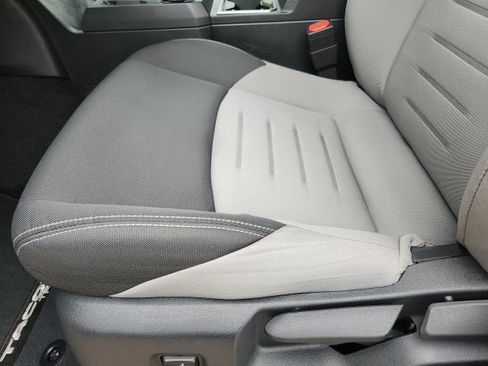 Used 2024 Toyota Tacoma TRD Off-Road image 18