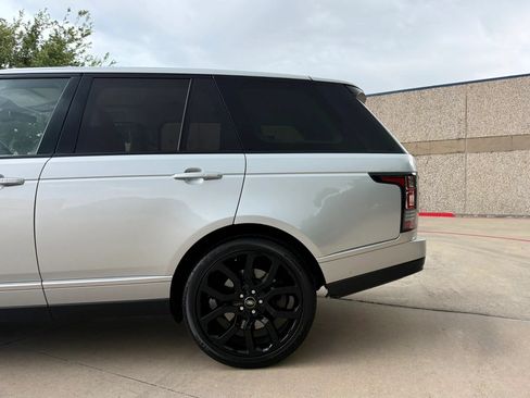 Used 2017 Land Rover Range Rover Supercharged AWD/4WD image 17