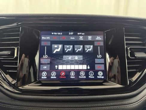 Used 2022 Dodge Durango GT AWD/4WD image 29