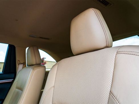 Used 2018 Toyota Highlander Limited FWD image 27