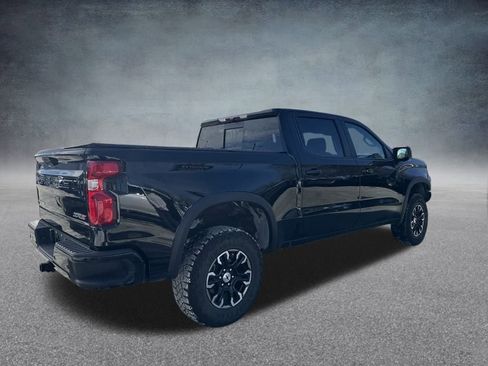 Used 2024 Chevrolet Silverado 1500 ZR2 image 5