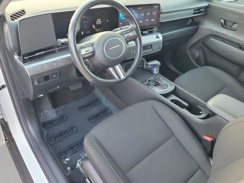 Used 2024 Hyundai Kona SEL image 21