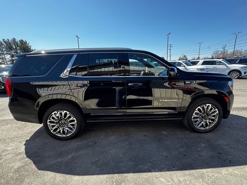 Used 2023 GMC Yukon Denali Ultimate image 6