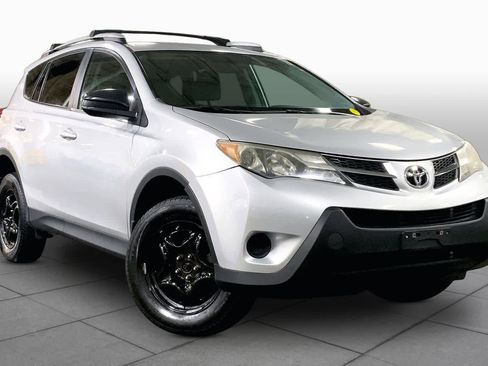 Used 2013 Toyota RAV4 LE AWD/4WD image 3