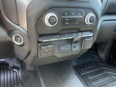 New 2024 GMC Sierra 2500 Pro w/ Convenience Package image 19