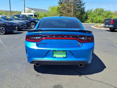Certified 2019 Dodge Charger Scat Pack w/ Dynamics Package RWD image 6
