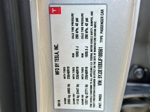 Used 2018 Tesla Model 3 Long Range image 25