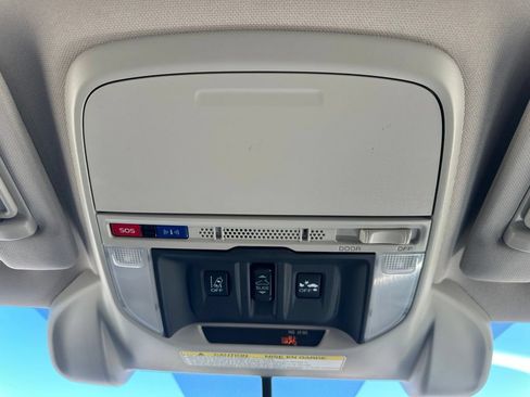 Used 2019 Subaru Forester Premium AWD/4WD image 10