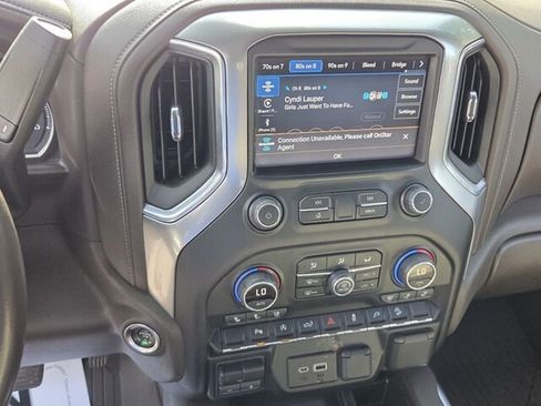 Used 2022 Chevrolet Silverado 1500 LTZ AWD/4WD image 19