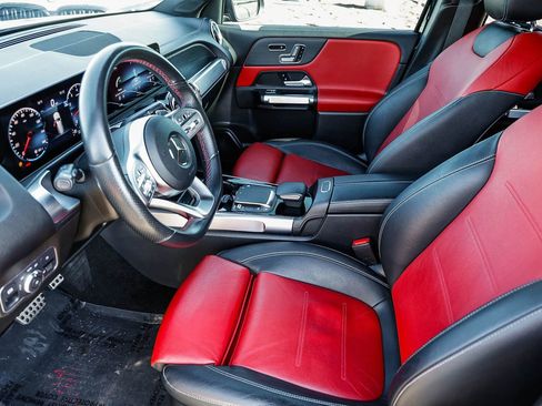 Used 2021 Mercedes-Benz GLB 250 image 18