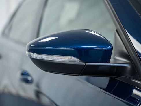 Used 2021 Volkswagen Passat 2.0T R-Line image 15