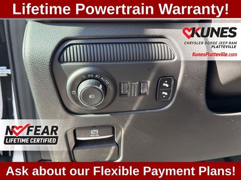 Used 2024 Jeep Wagoneer Series III image 16