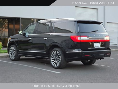 Used 2018 Lincoln Navigator L Reserve w/ Technology Package AWD/4WD image 4
