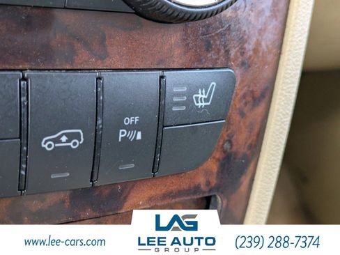 Used 2011 Mercedes-Benz GL 450 4MATIC image 25